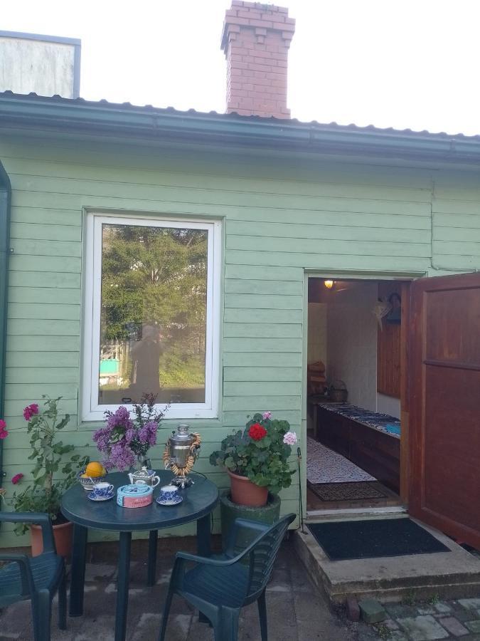 House, Garden & Sauna. Free Parking. Train Stop-200 M. Sea-1 Km. Jūrkalne Exteriör bild