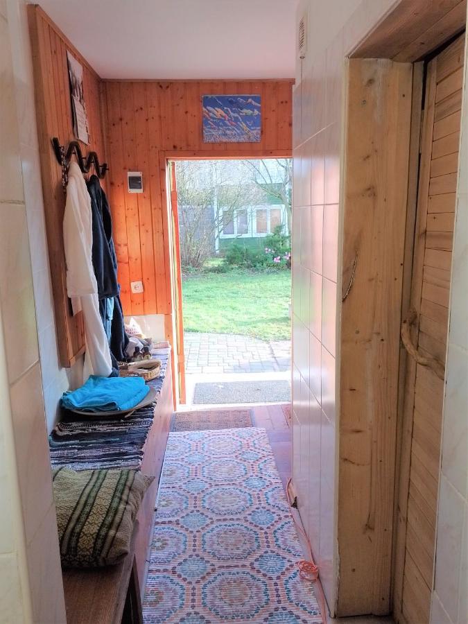 House, Garden & Sauna. Free Parking. Train Stop-200 M. Sea-1 Km. Jūrkalne Exteriör bild